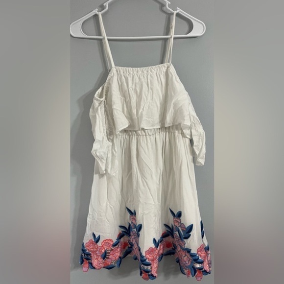 Miami size small cold shoulder mini dress white with embroidered floral print - Picture 13 of 13